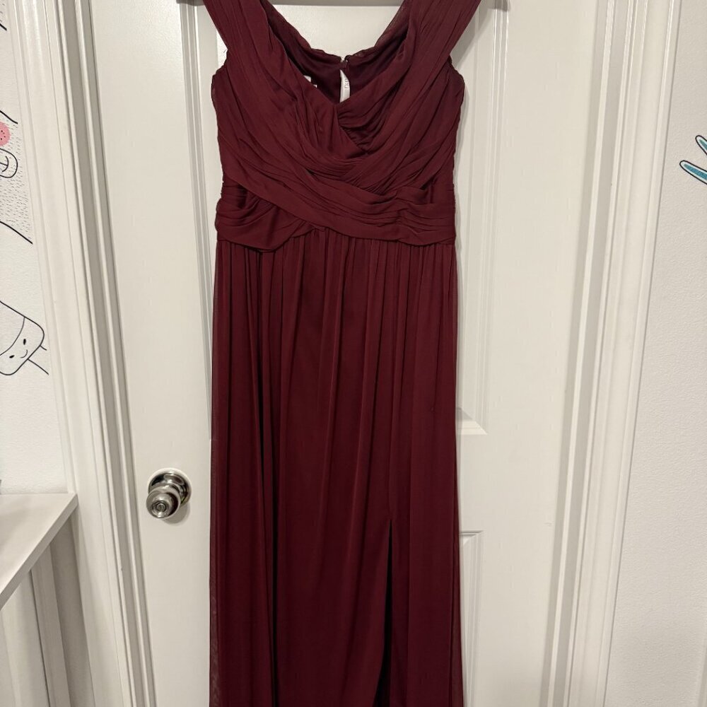Davids Bridal Burgundy Chiffon Bridesmaid Dress Womens Size 10 - Picture 2 of 9